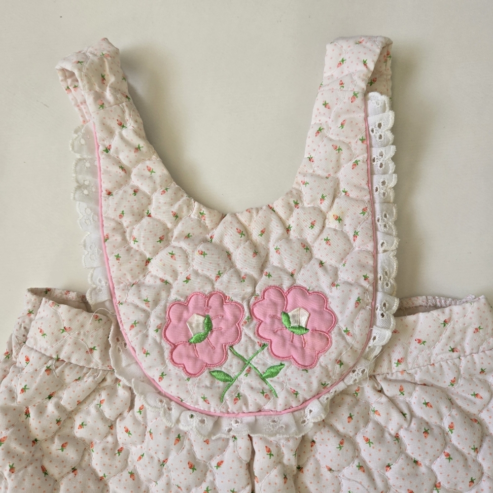 VTG Tiny Tots Baby Girl 12 months Quilted overalls Pink Floral Carrot Romper 90s - Picture 14 of 17